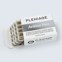 pleniage antiox pro complemento alimenticio suplemento extractos de plantas con NAC N-acetilcisteina, glutation, licopeno, astaxantina, luteina, coenzima Q10 - cQ10 - 60 capsulas - fondo plata - abierto con cuatro blisters