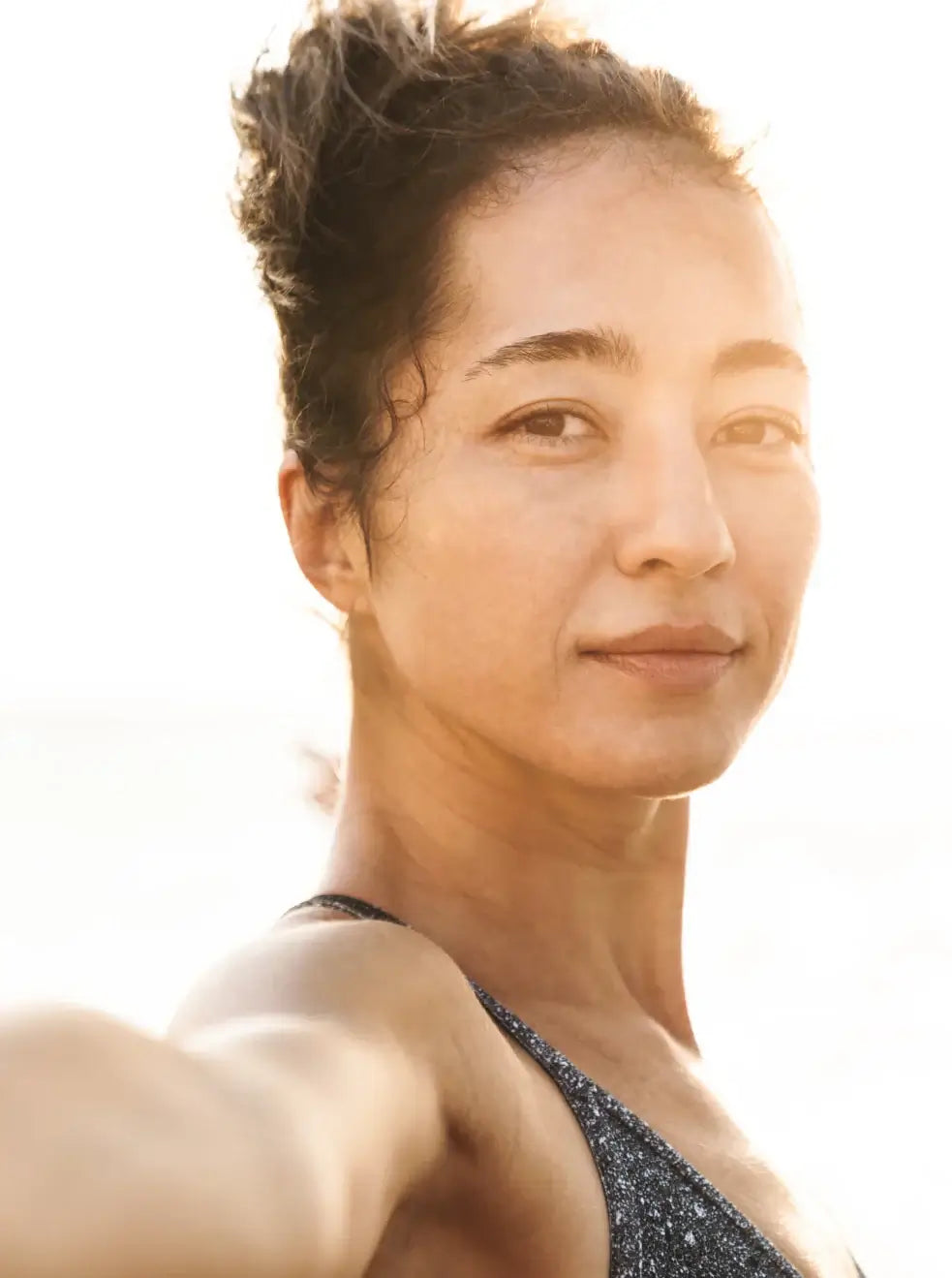 Pleniage pro nad plus mujer haciendo deporte estilo vida saludable apoyo al envejecimiento saludable